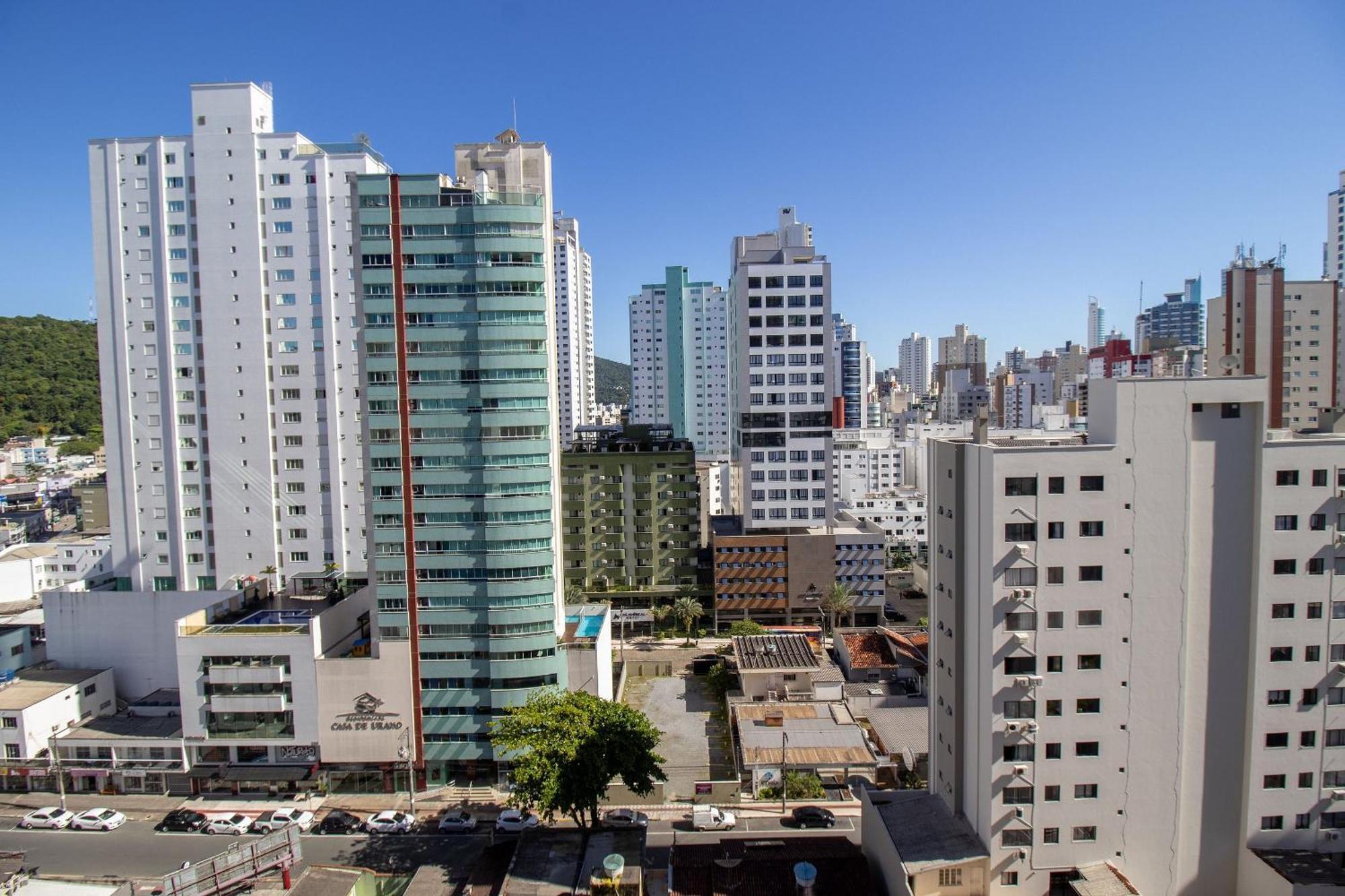 Cs135 - Piscina, Linda Vista, Climatizado, Garagem Lejlighed Balneário Camboriú Eksteriør billede